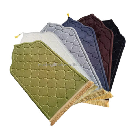 Customizable Mosque Tapis De Priere Prayer Rug Embossed 100% Polyester Flannel Sajadah Islamic Muslim Prayer Mat